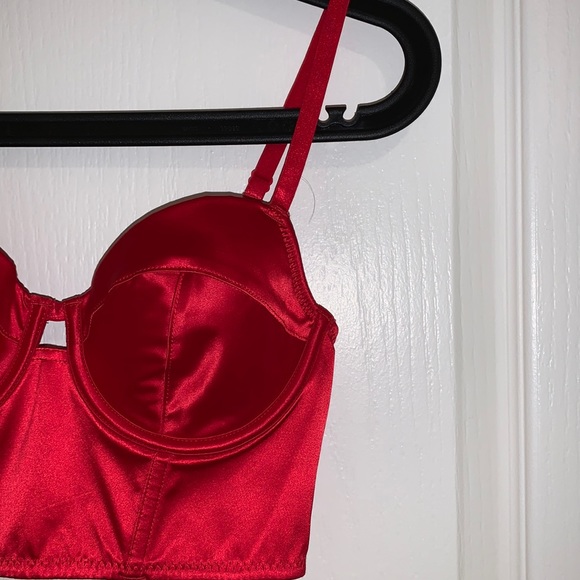 F21 Satin Bustier - Picture 3 of 7